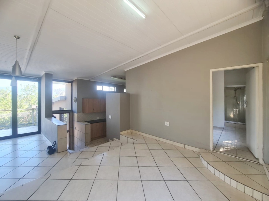 6 Bedroom Property for Sale in Meerhof North West